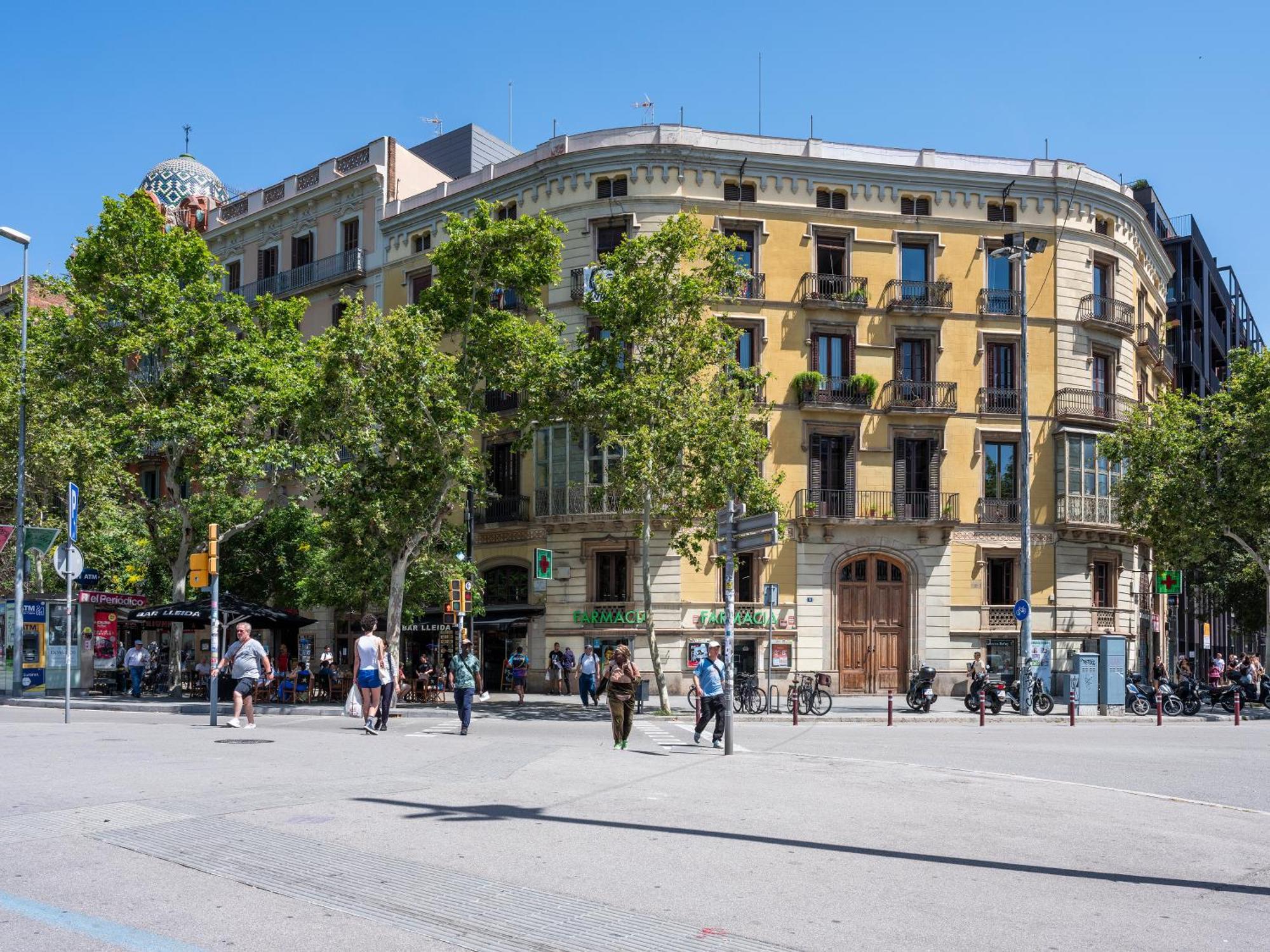 Aspasios Arc De Triomf Apartments Barcelona Exterior photo